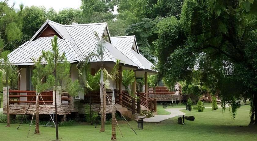 Chiangkham Luang Resort Chiang Dao Zewnętrze zdjęcie
