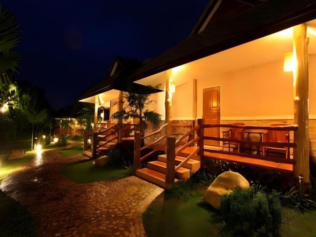 Chiangkham Luang Resort Chiang Dao Zewnętrze zdjęcie